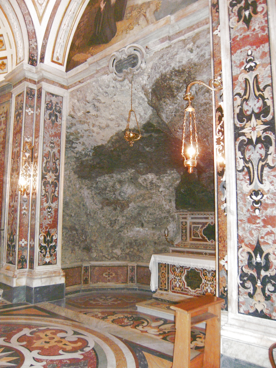 Chiesa della Badia della Trinità (grotta di S.Alferio) (chiesa) - Cava de' Tirreni (SA) 