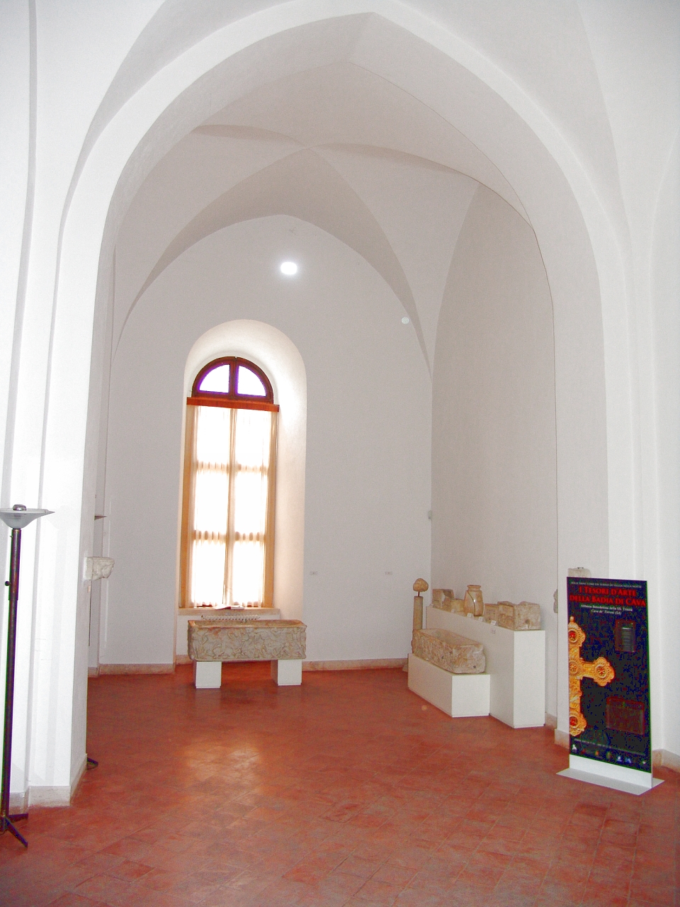 Complesso della Badia della SS.Trinità (Sala Minore del museo) (palazzo, museo) - Cava de' Tirreni (SA) 