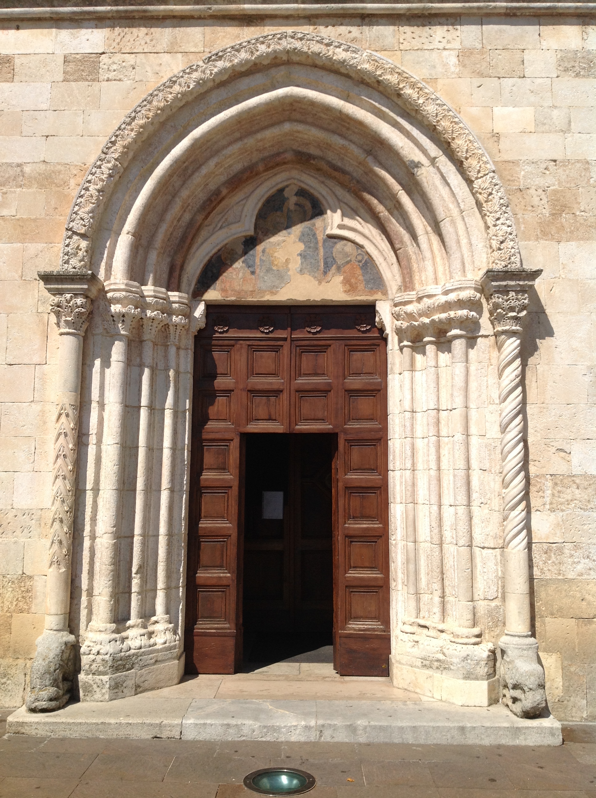 portale maggiore, complesso decorativo - ambito abruzzese (seconda metà XIV)