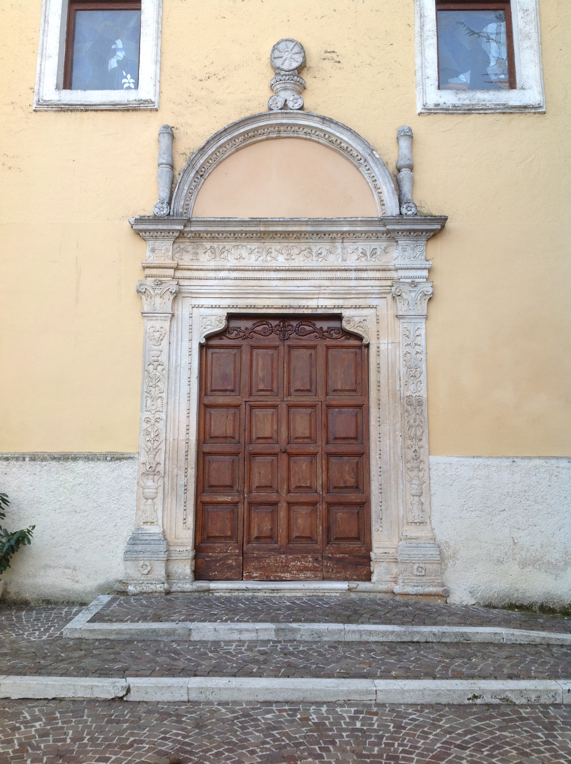 portale maggiore, complesso decorativo - ambito abruzzese (XVI)