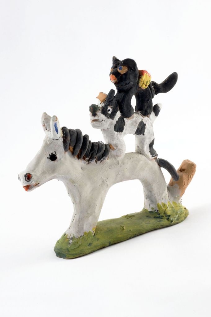 cavallo con cane e gatto (fischietto, a fessura interna, strumenti musicali) - scuola (1989 post - 2015 ante)