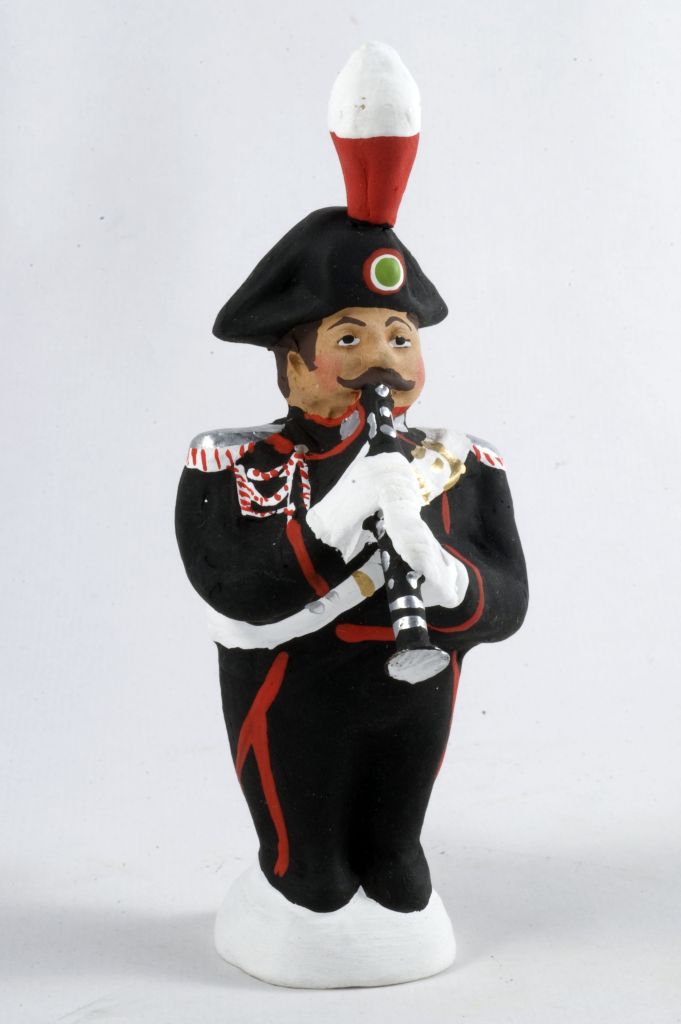 Fanfara dei carabinieri, Carabiniere con clarinetto (fischietto, a fessura interna, strumenti musicali) di ModoleseTeodoro - laboratorio (2013)