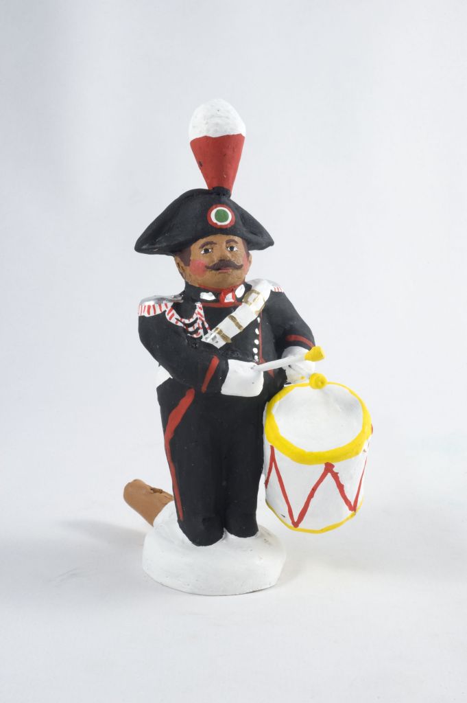 Fanfara dei carabinieri, Carabiniere con tamburo (fischietto, a fessura interna, strumenti musicali) di ModoleseTeodoro - laboratorio (2013)