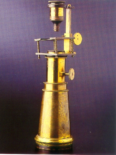 Microscopio, solare