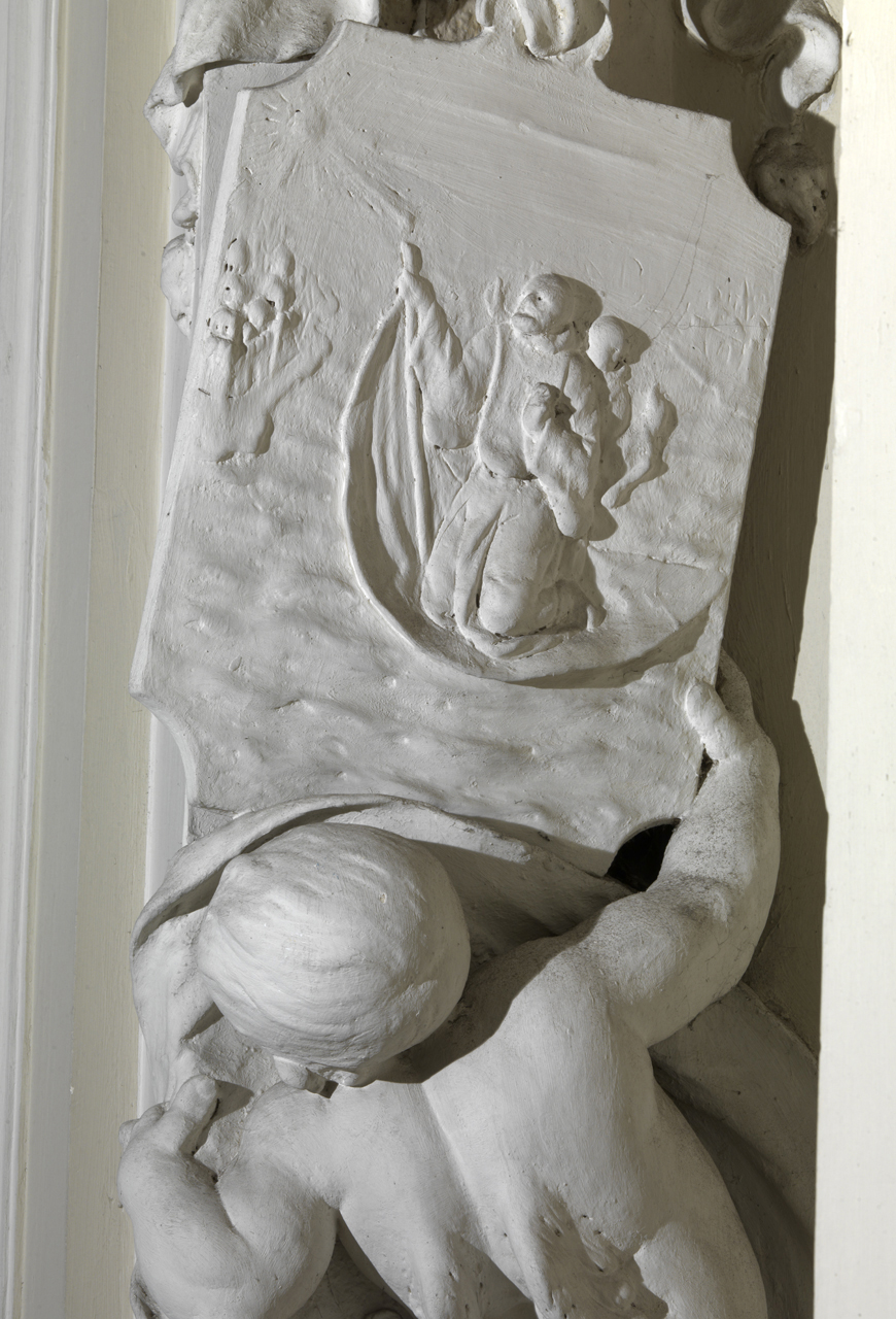 San Francesco di Paola attraversa lo stretto di Messina sul suo mantello, San Francesco d'Assisi riceve le stimmate (decorazione plastica) - ambito Italia centro-meridionale (XVIII)