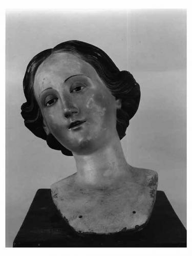 testa di donna (statua, frammento) - ambito Italia meridionale (prima metà sec. XVIII)