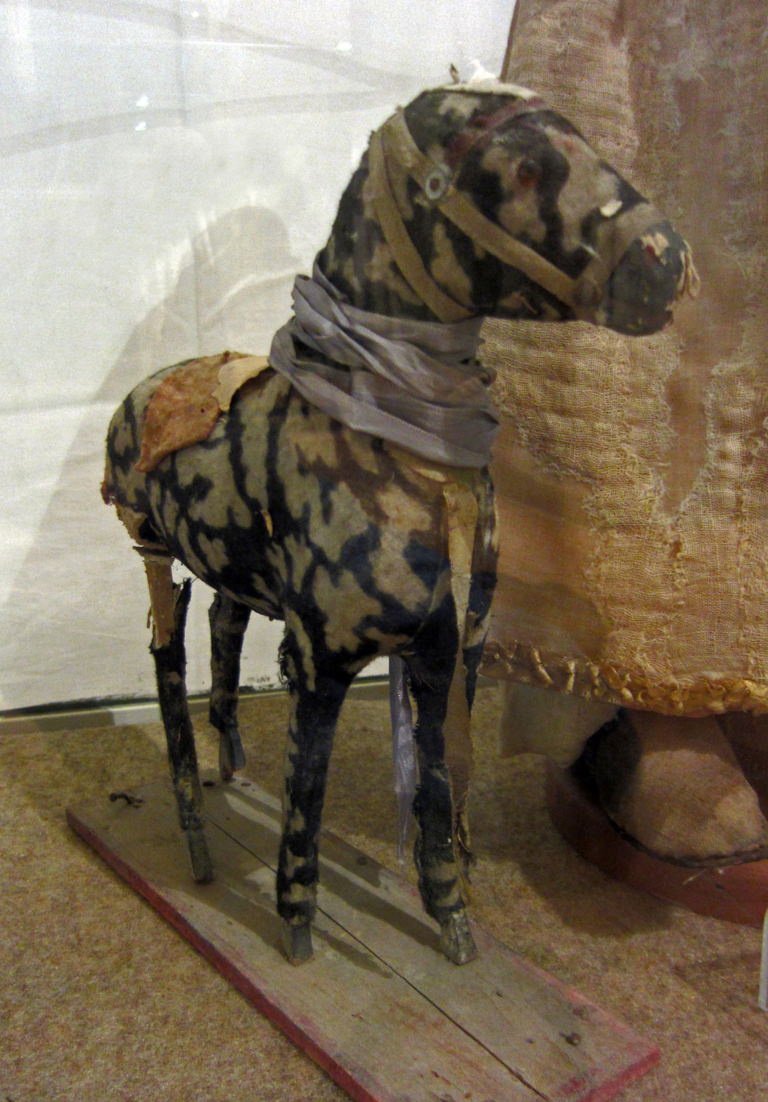 cavallo (statuetta, opera isolata) - bottega campana (sec. XIX)