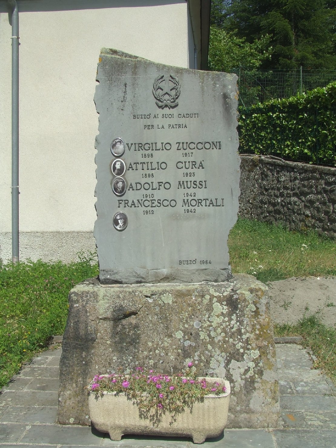 monumento ai caduti - a cippo - ambito parmense (sec. XX)