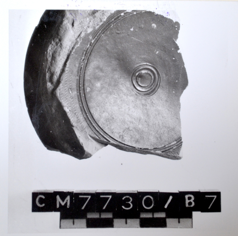 patera, fondo, piede - produzione etrusco-romana (secc. II-I sec. a.C)