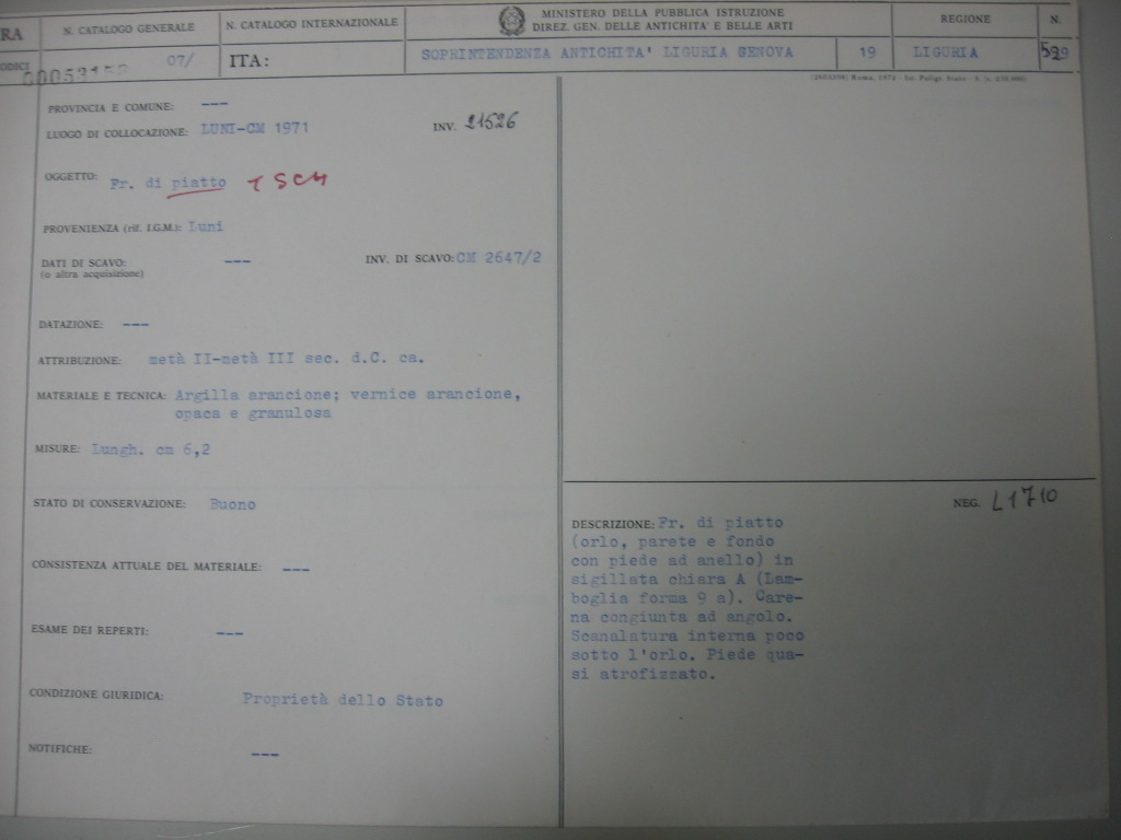 piatto, Lamboglia forma 9 A (metà/metà II-III d.C)