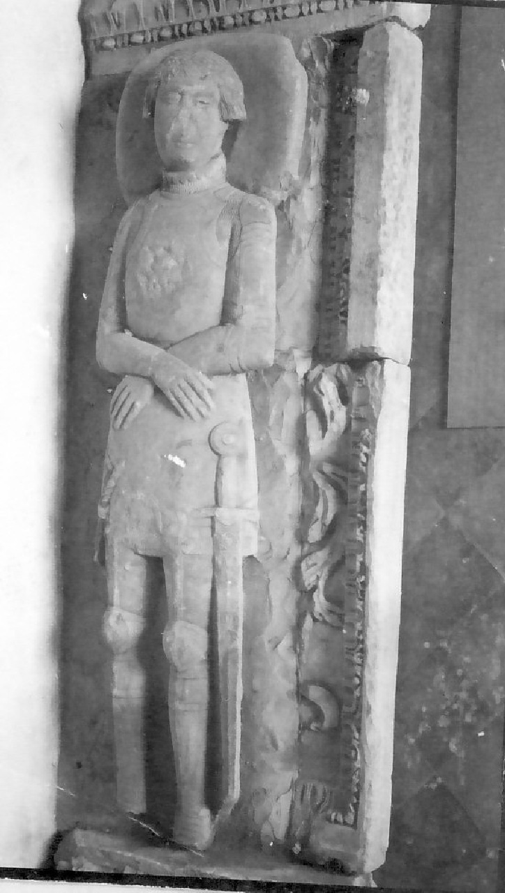 Ruggiero Sanseverino (?), Gisant (coperchio di sarcofago, elemento d'insieme) di Maestro di Mileto - ambito Italia centro-meridionale (sec. XIV)