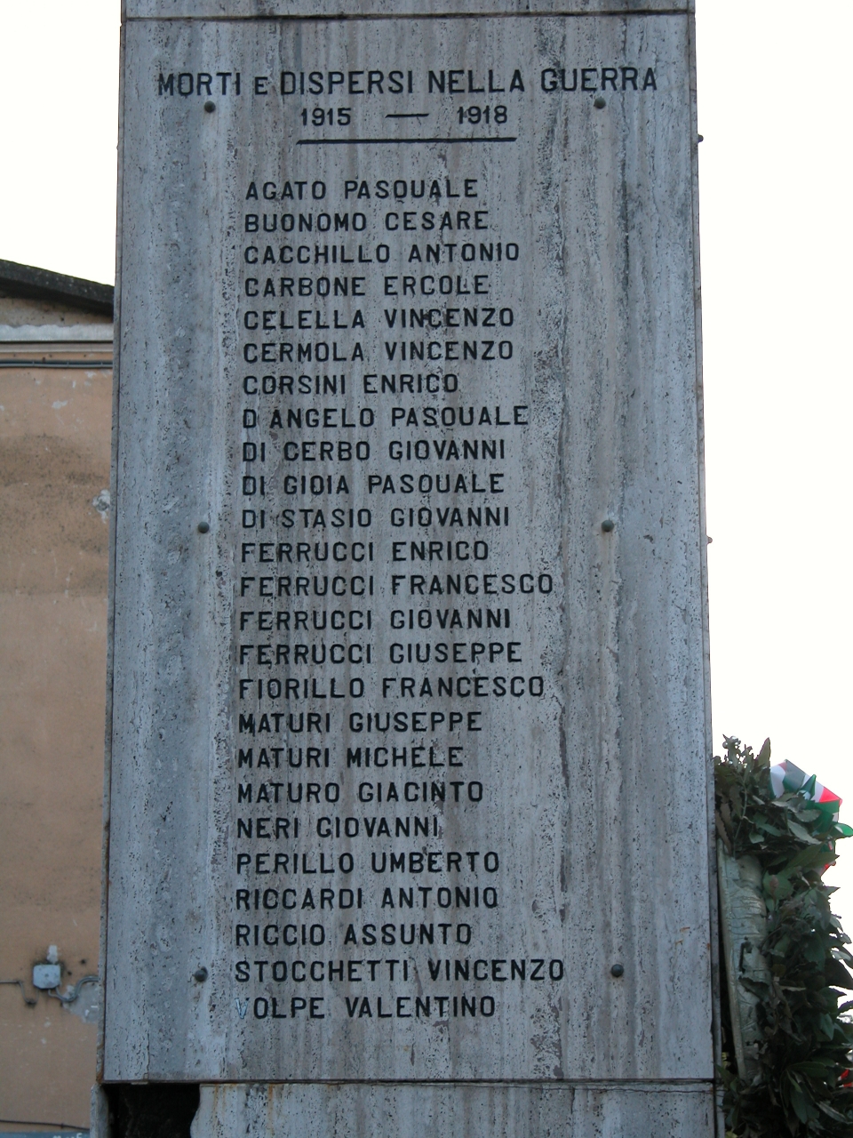allegoria della Vittoria (monumento ai caduti - a stele) - bottega Italia centro-meridionale (ultimo quarto sec. XX)