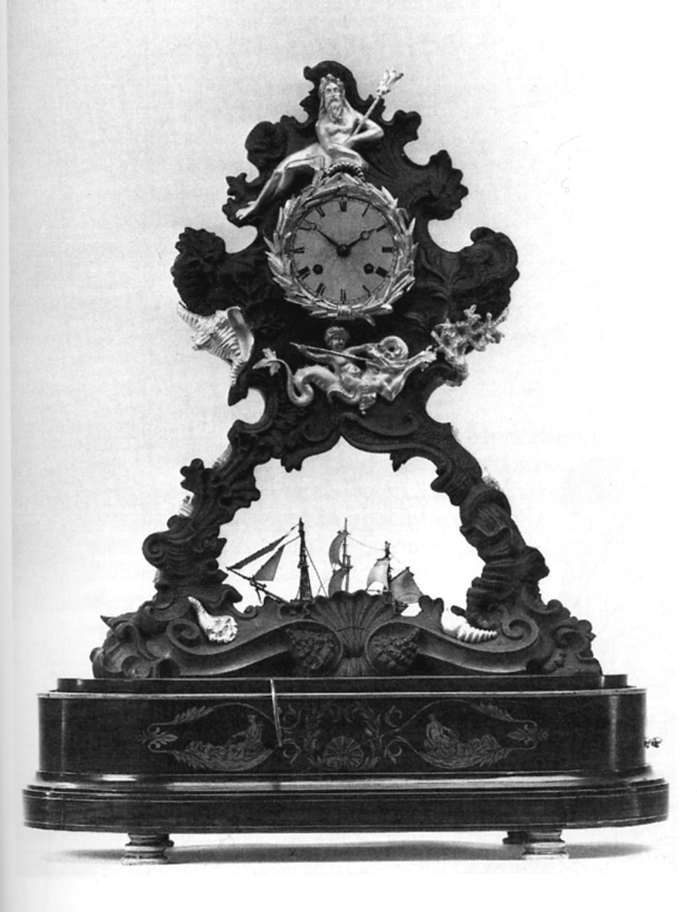Nettuno (orologio - da mensola, opera isolata) di Pons Honoré, Gechter Jean-François Théodore - manifattura francese (secondo quarto, secondo quarto sec. XIX, sec. XIX)