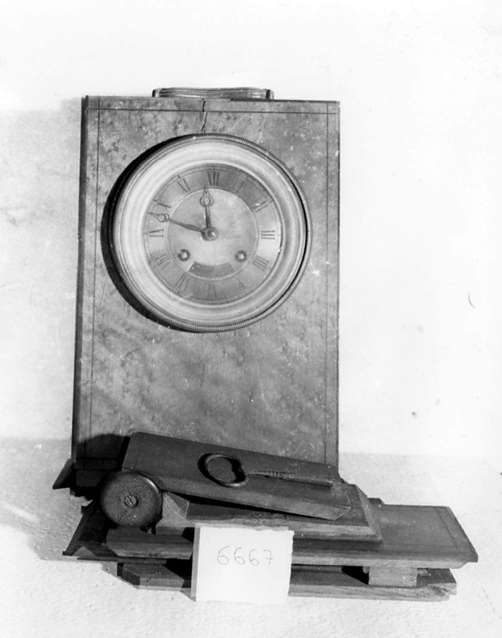 orologio - da mensola, opera isolata di Musy Père & Fils - manifattura francese (ultimo quarto sec. XIX)