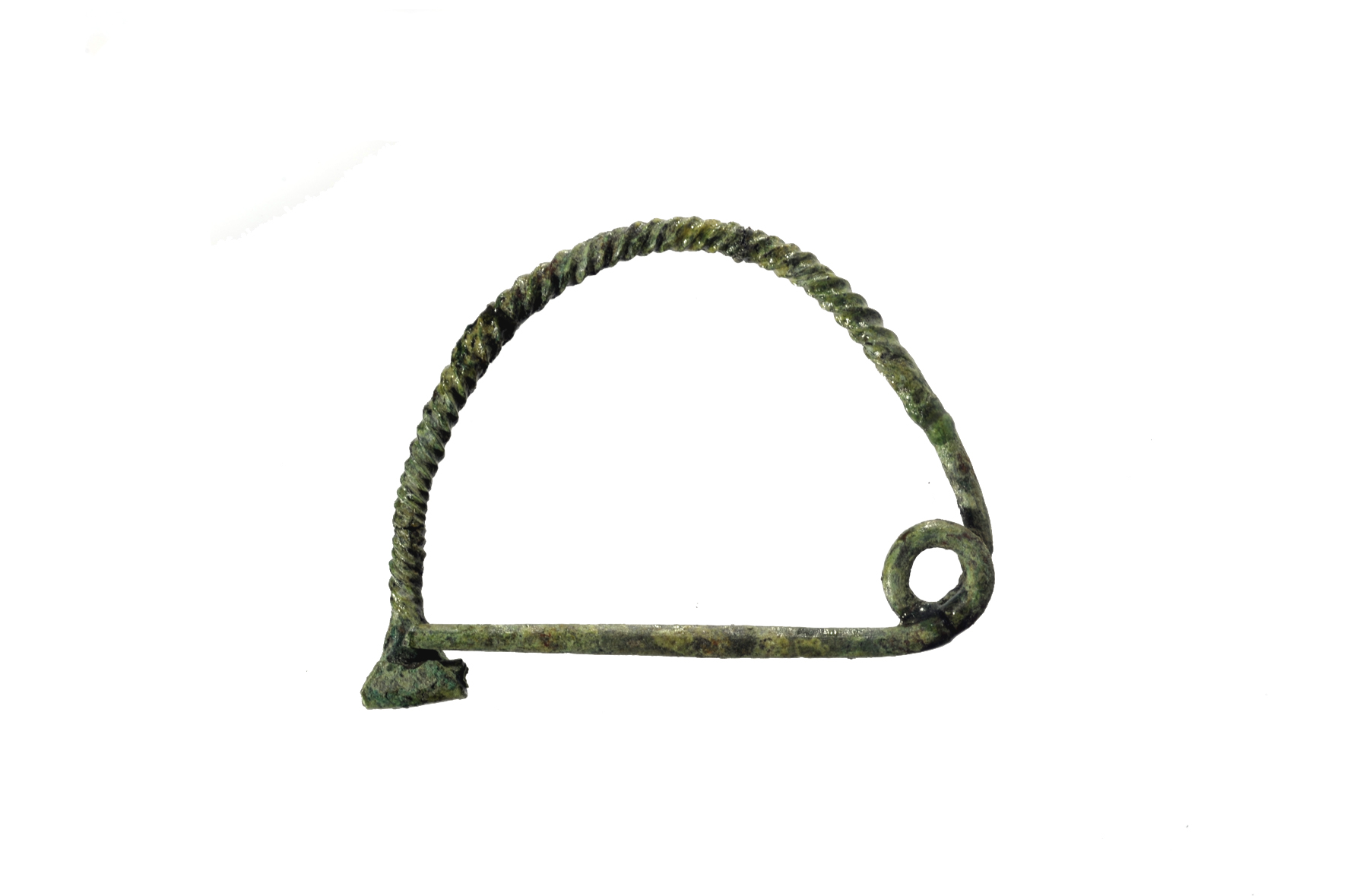 fibula/ ad arco semplice ritorto, tipo con staffa a base allungata/var. A (Von Eles) - Cultura proto-veneta (XI-X sec. a.C)