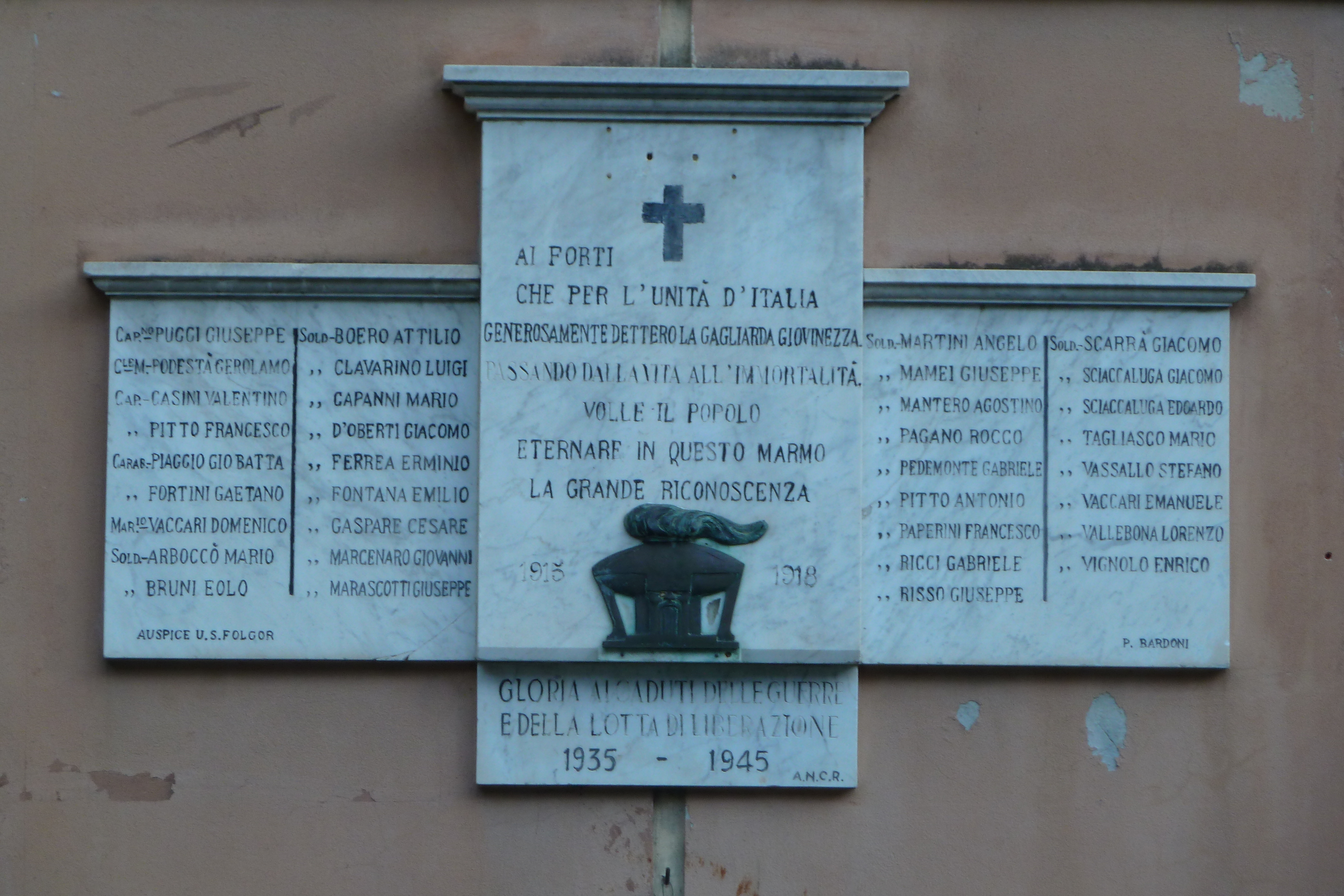 soggetto assente (lapide commemorativa ai caduti, opera isolata) di Bardoni P (attribuito) - ambito ligure (secondo quarto XX)