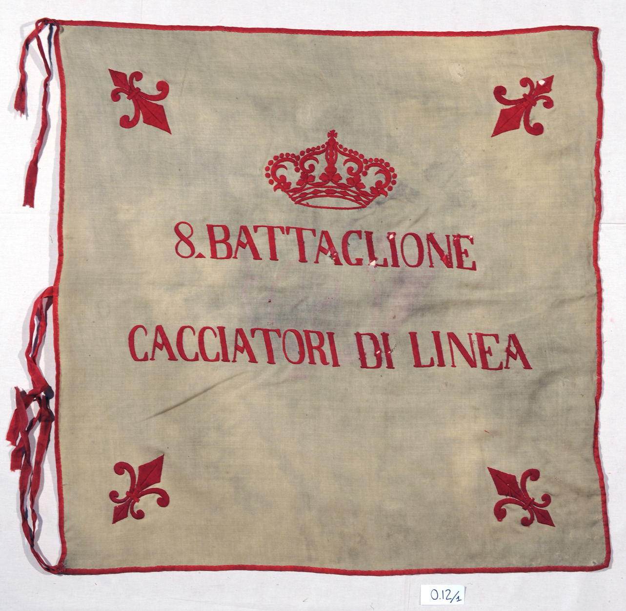 soggetto assente (bandiera, opera isolata) - manifattura napoletana (metà sec. XIX)