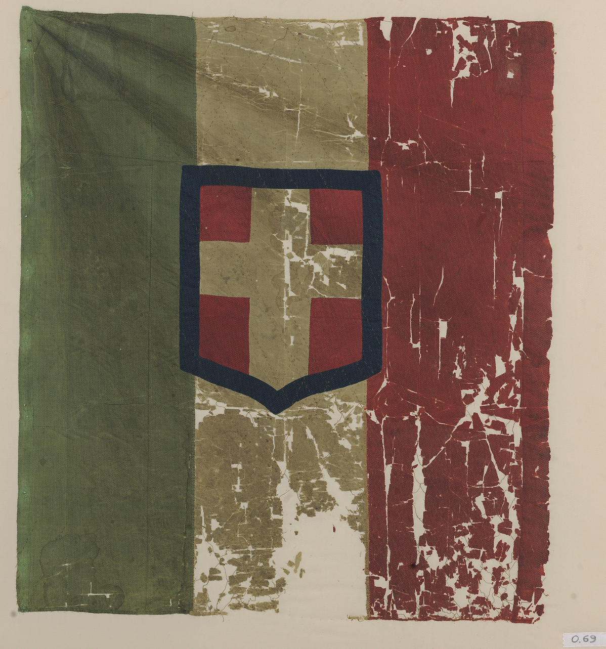 soggetto assente (bandiera, insieme) - manifattura emiliana (sec. XIX)