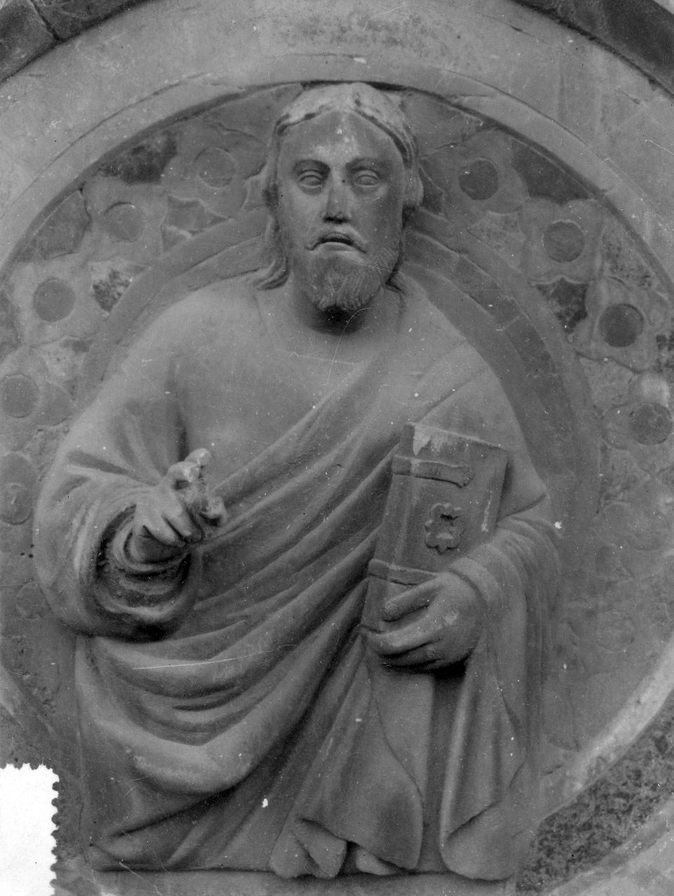 Arezzo - Cattedrale - Esterno porta laterale - Cristo redentore (negativo) di Gabinetto fotografico del Polo Museale Fiorentino (laboratorio) - bottega aretina (inizio XX)