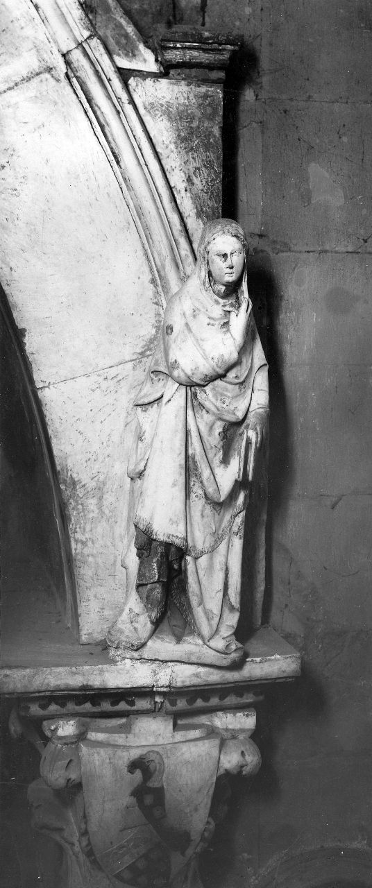 Arezzo - Cattedrale - interno - Monumento funebre Tarlati - Particolare: Madonna annunziata (negativo) di Giovanni d'Agostino, Gabinetto fotografico del Polo Museale Fiorentino (laboratorio) (inizio XX)