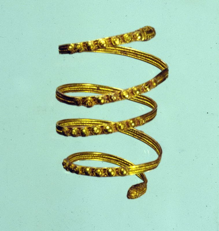 spirale con globetti (VII sec. a.C)