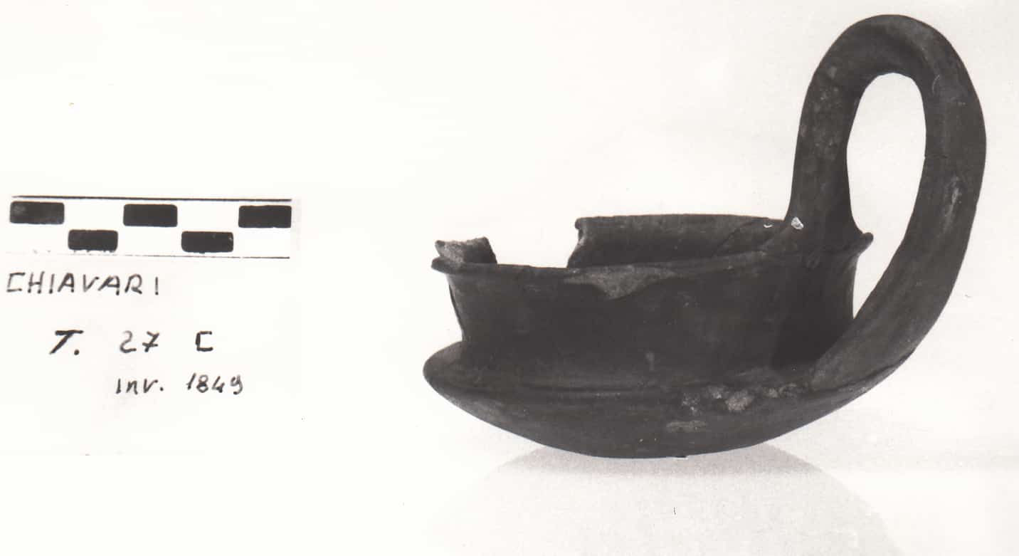 tazza - Cultura Ligure della Prima Età del Ferro (VII a.C)