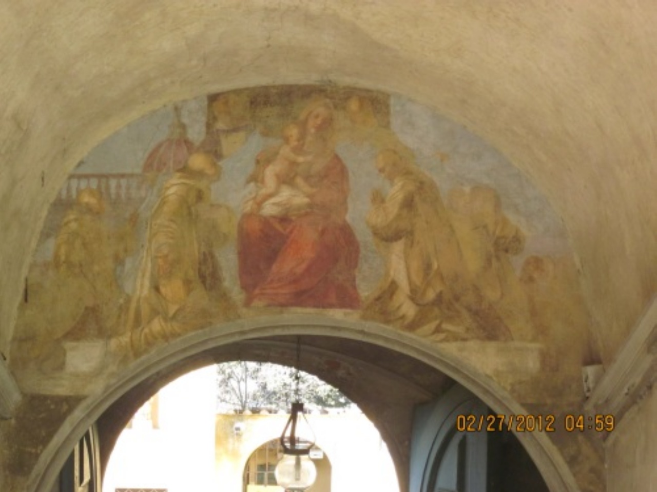 Madonna con Bambino e monaci certosini (dipinto murale) - ambito fiorentino (inizio sec. XVII)