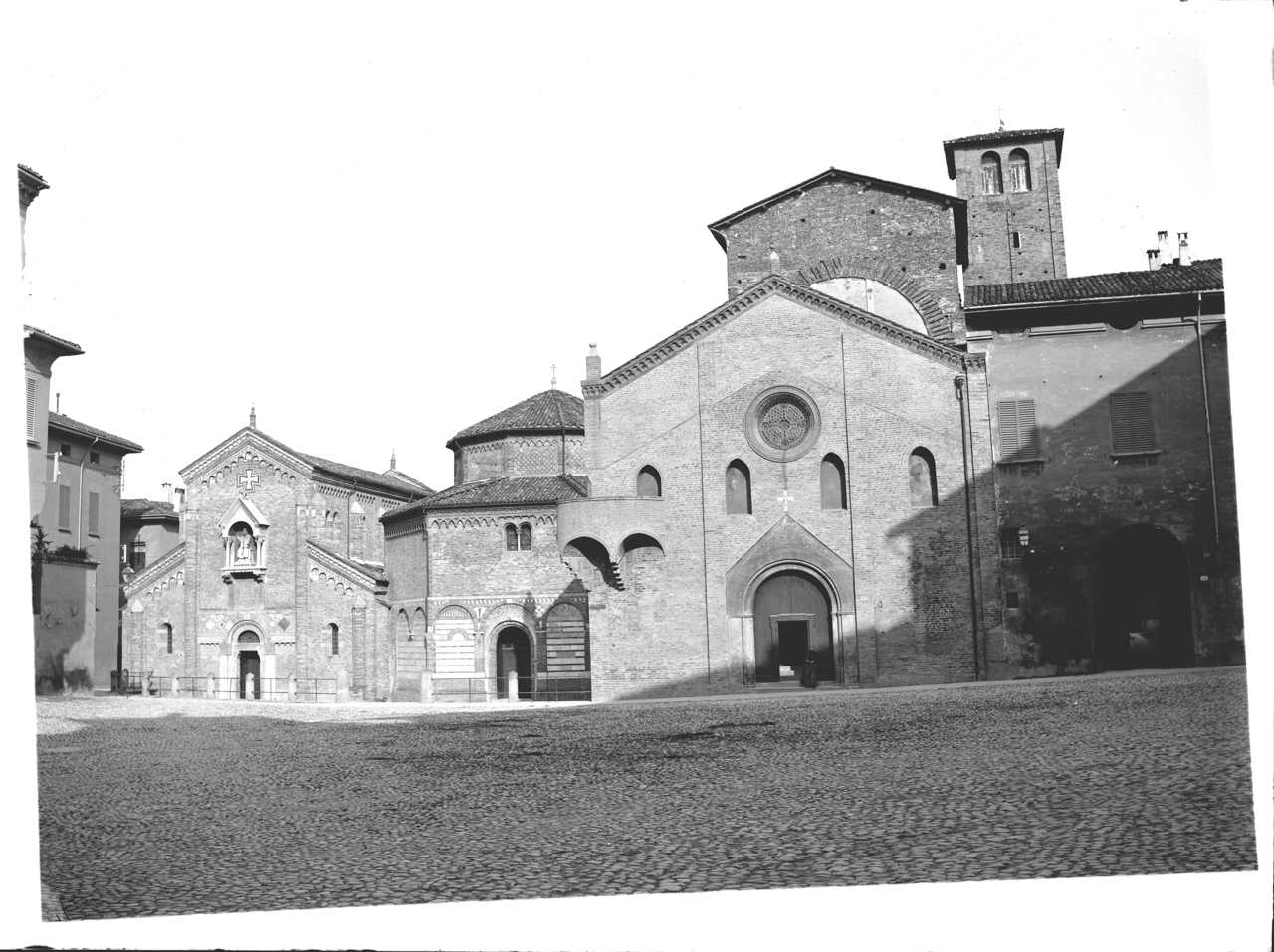 Italia - Emilia Romagna - Bologna - Complesso di Santo Stefano (negativo) di Anonimo (XX)