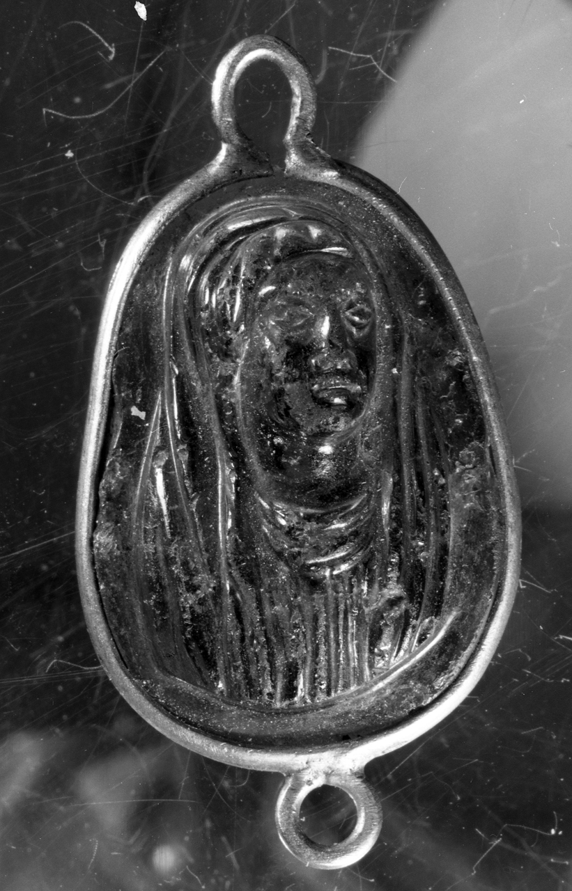 busto della Madonna (cammeo) - bottega francese (sec. XV)