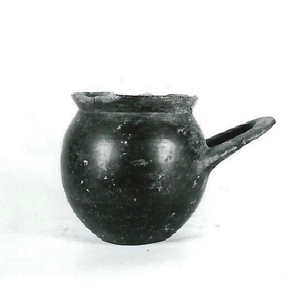 bicchiere/ monoansato - produzione etrusca (VI a.C)