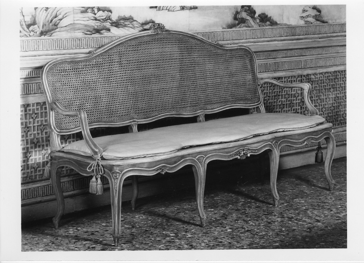 divano, serie - ambito piemontese (metà sec. XVIII)