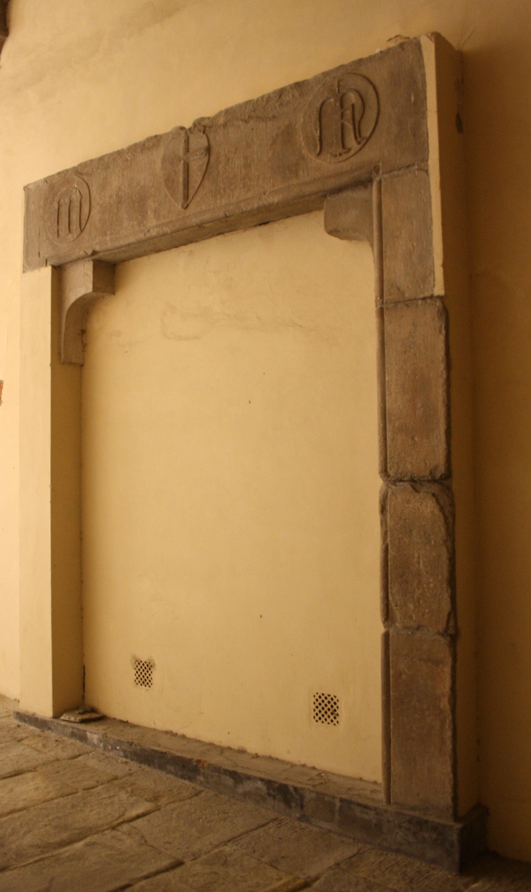 portale - bottega toscana (sec. XIV)