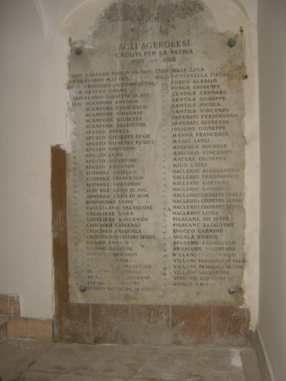 lapide commemorativa ai caduti - bottega campana (sec. XX)