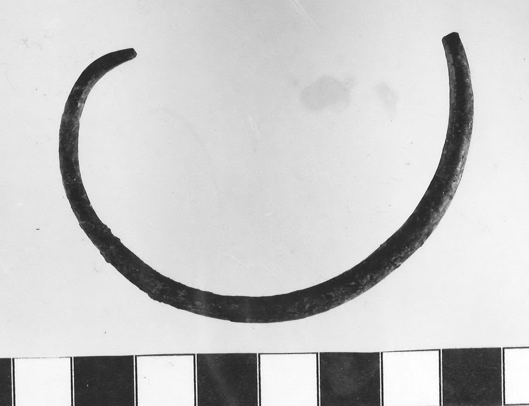 orecchino - Piceno III (sec. VII a.C)