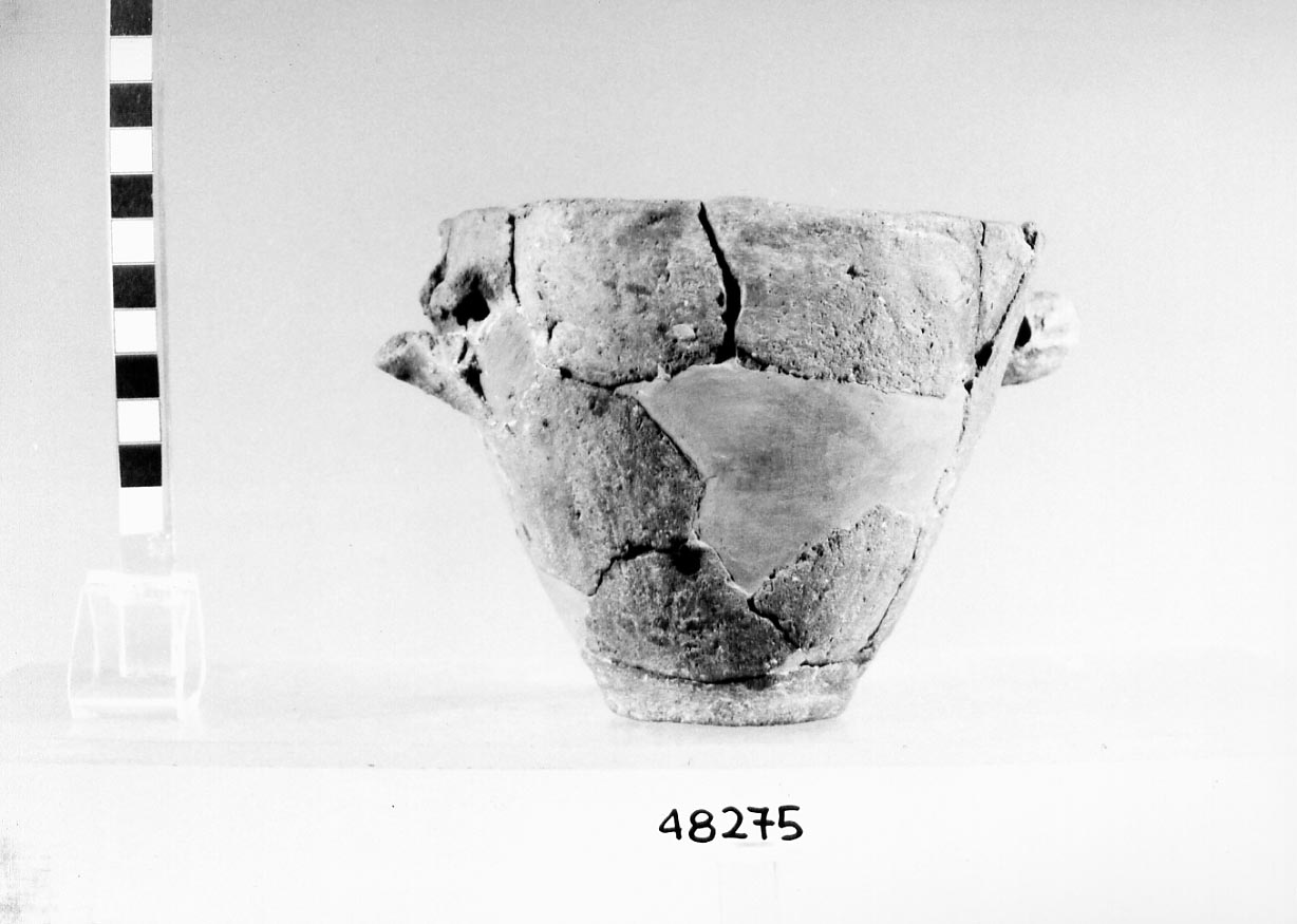vaso tronco-conico biansato (Neolitico finale)