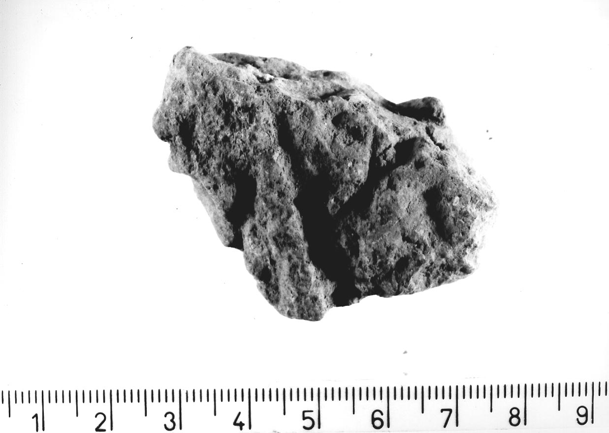 intonaco di capanna/ frammento (Neolitico finale)