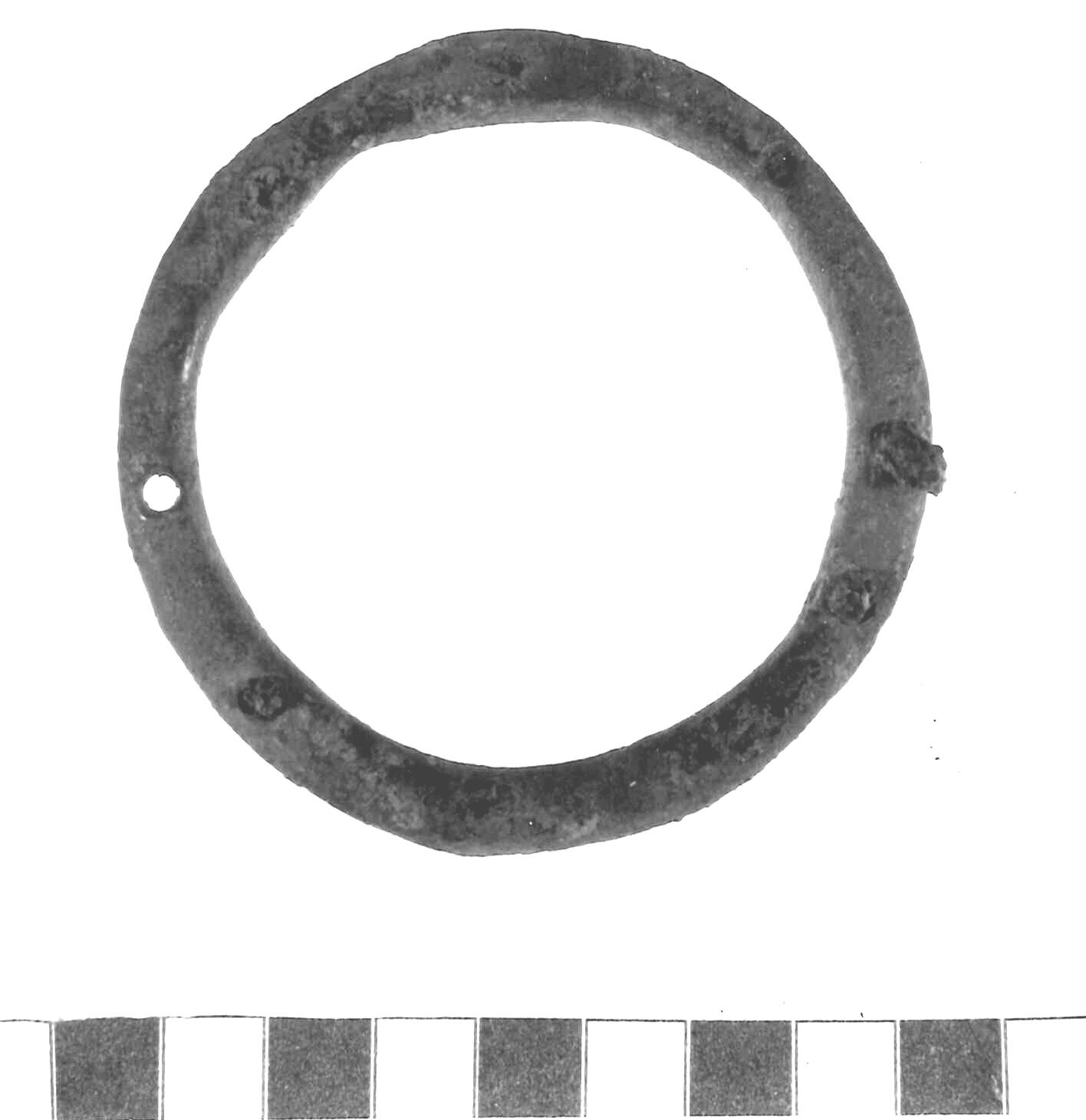 anello da sospensione (?) - Piceno IV A (sec. VI a.C)