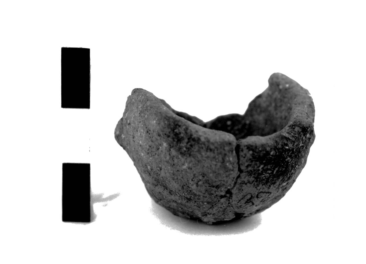 scodella emisferica miniaturistica - Piceno II-IV (secc. VIII a.C.-VI a.C)