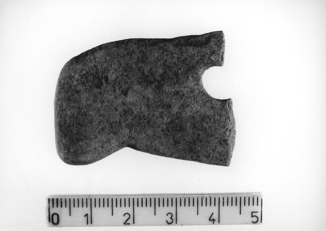 ciottolo perforato (Neolitico)
