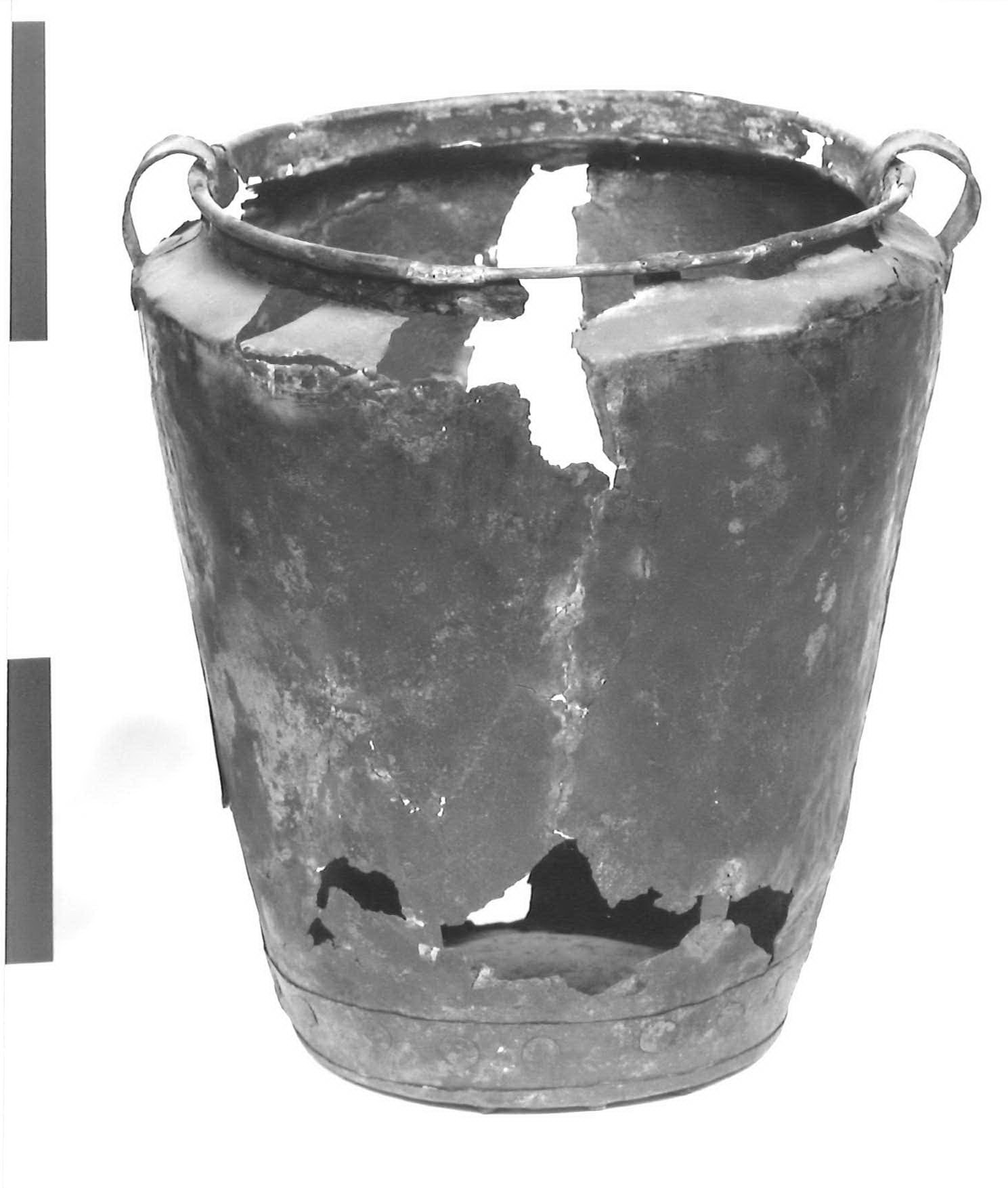 situla - fase Piceno III (secondo quarto sec. VII a.C)