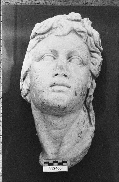 statua/frammento (I sec. d.C.-II sec. d.C)