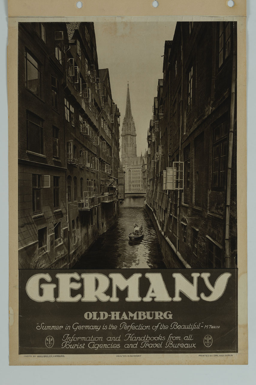 veduta di un canale nell' Amburgo storica (manifesto) di Breuer Hans (sec. XX)