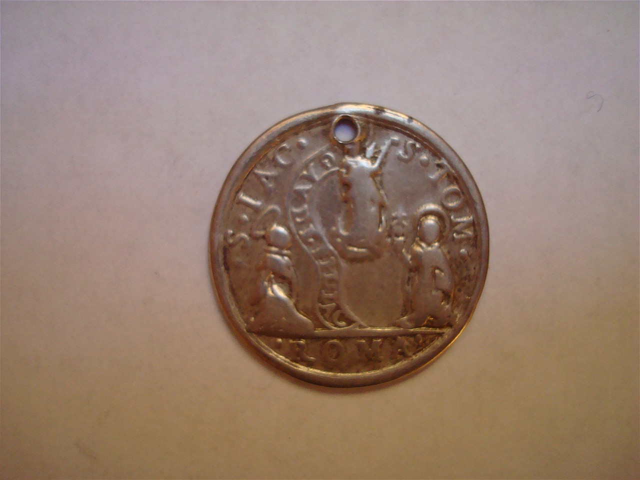 Madonna del Rosario (medaglia) - bottega romana (metà sec. XVII)