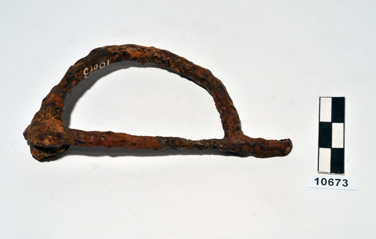 fibula (IV a.C)