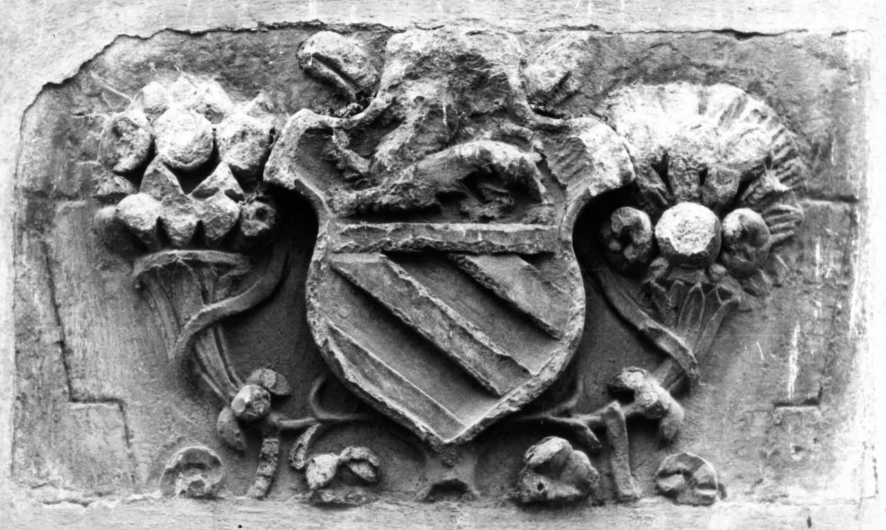 stemma gentilizio della famiglia Cellesi (rilievo) - manifattura pistoiese (sec. XVI)