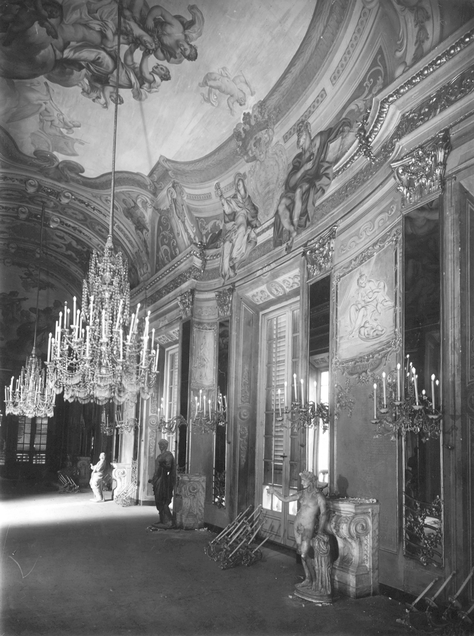 Decori della Galleria degli Specchi (particolare) - Genova - Museo di Palazzo Reale (negativo) di Foto Cresta (metà XX)
