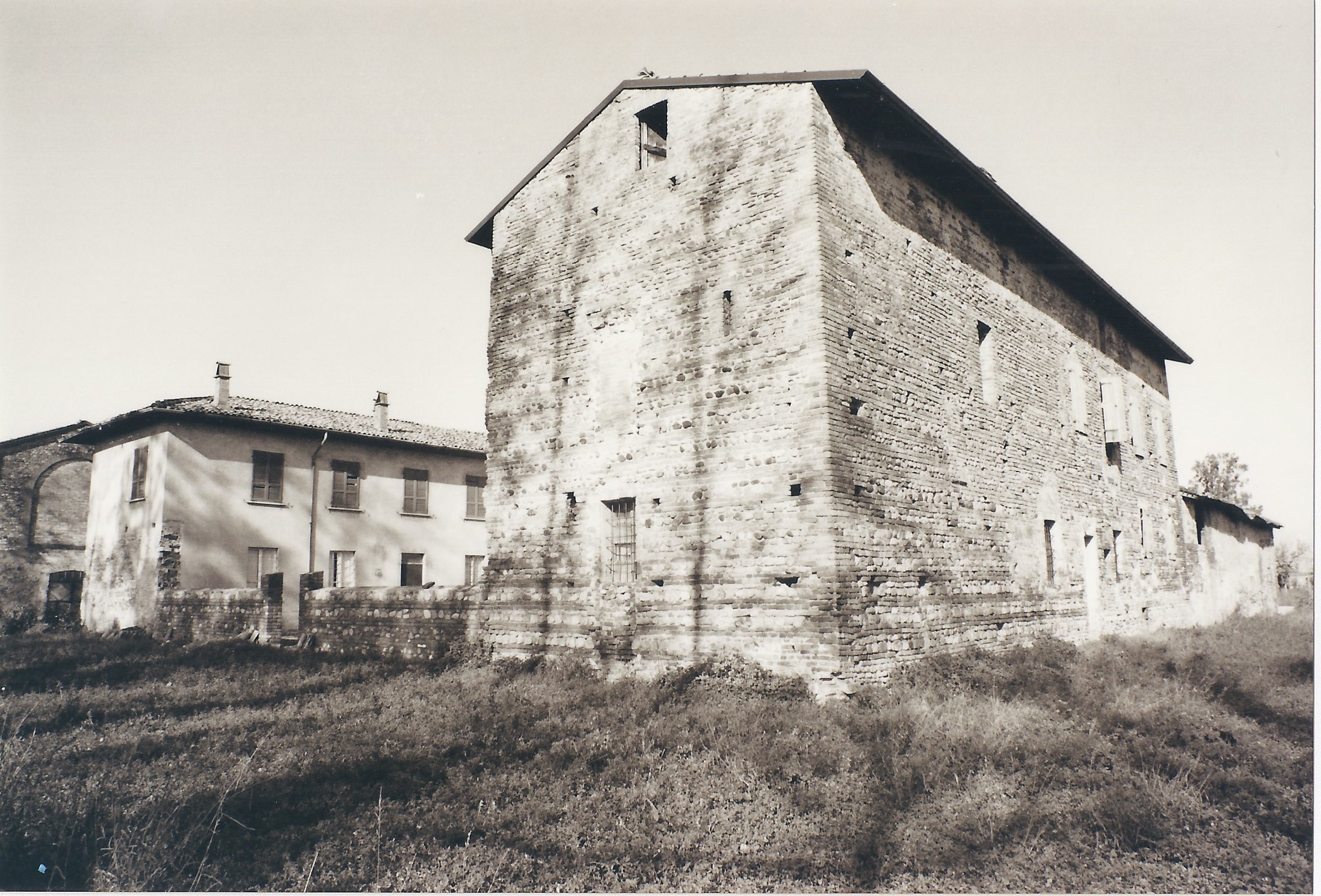 Castello di Ciavernasco (castello, fortificato) - Gossolengo (PC)  (XIV)