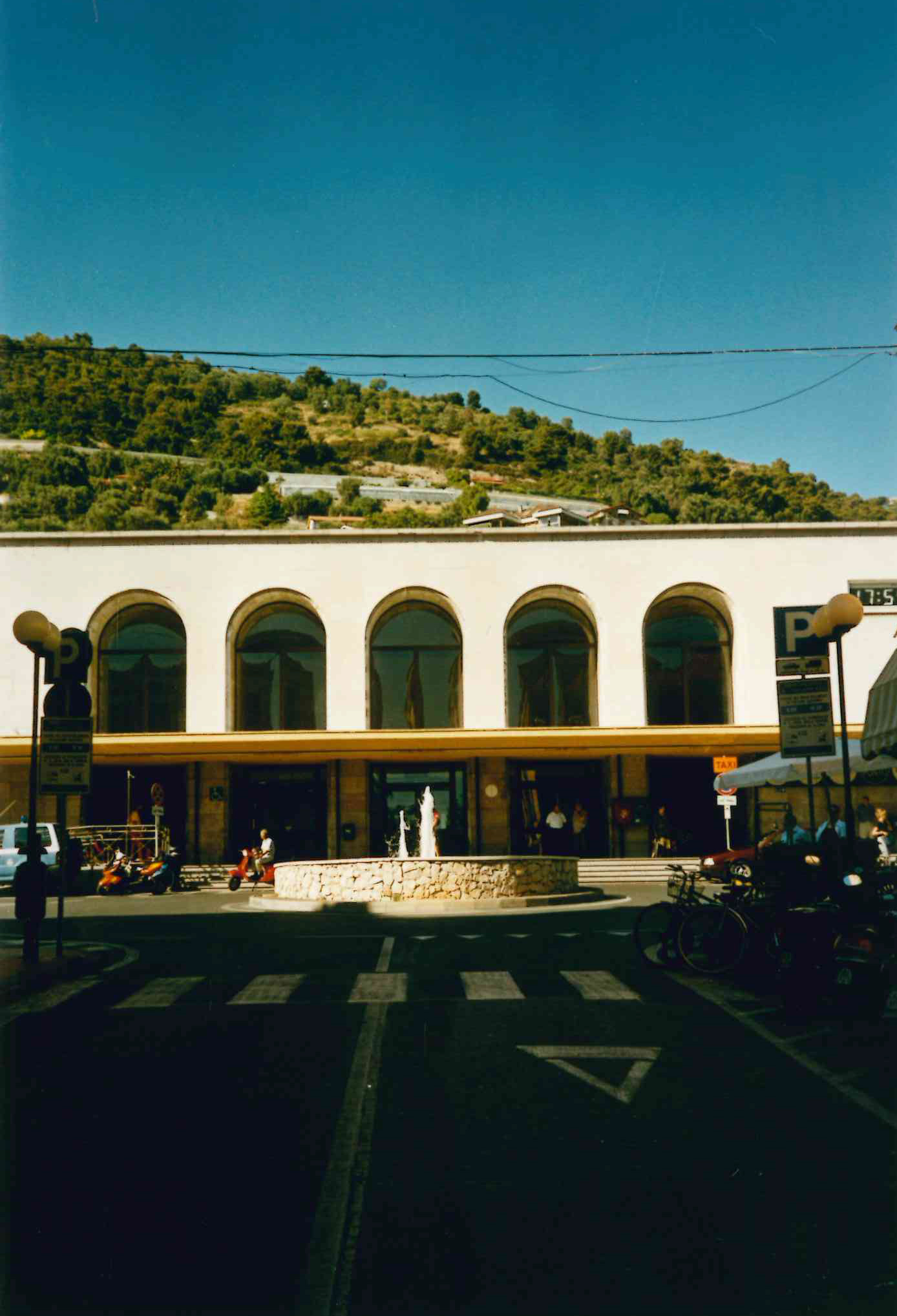 Stazione FF.SS. di Ventimiglia (stazione, ferroviaria) - Ventimiglia (IM)  (XX, seconda metà)