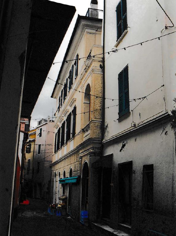 Palazzo in via La Rocca (palazzo, nobiliare) - Moneglia (GE)  (XVIII)