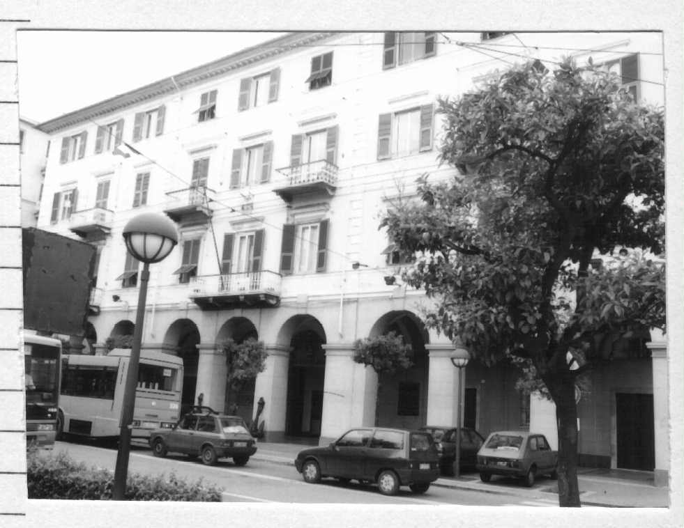 Palazzo dell'Ammiragliato (palazzo, pubblico) - La Spezia (SP)  (XIX, Terzo quarto)